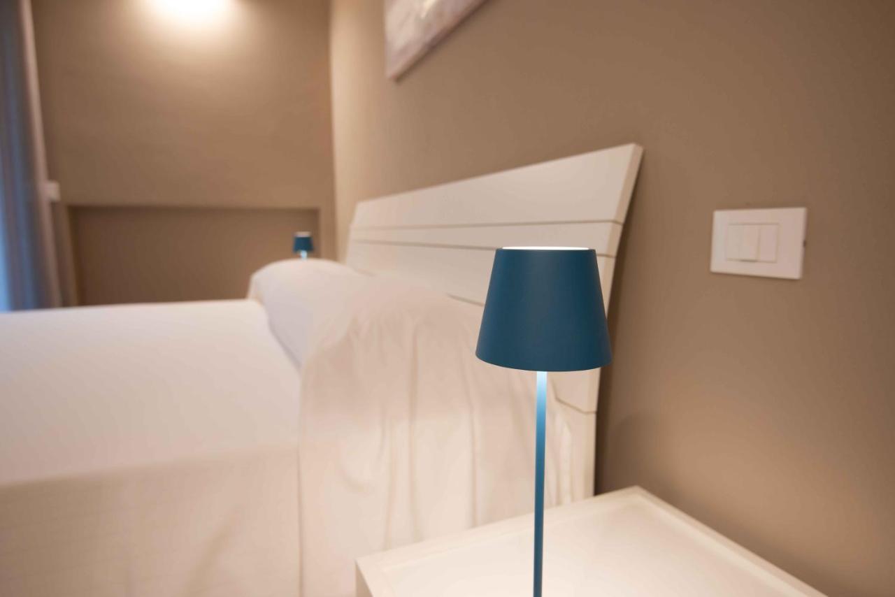 Sirmio Apartments - Narnia Stay ซีร์มิโอเน ภายนอก รูปภาพ