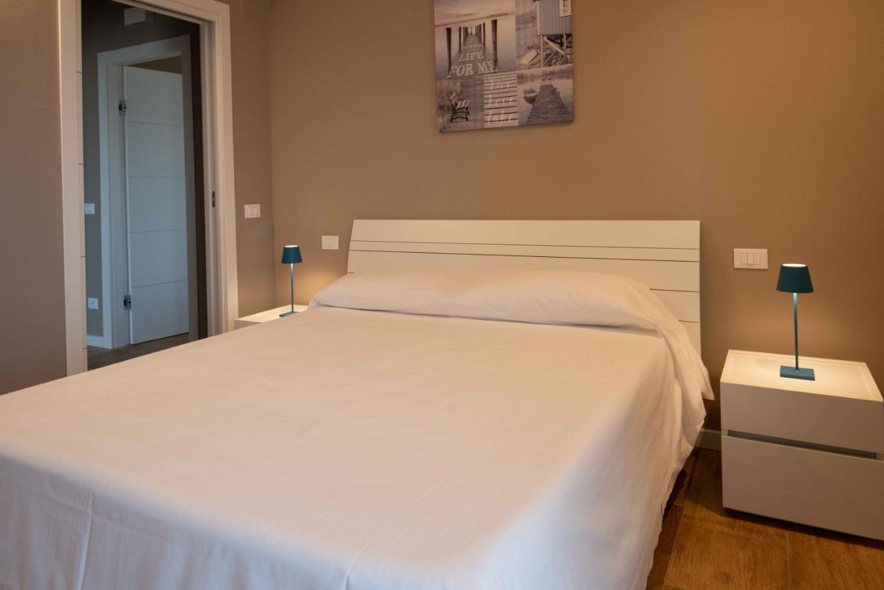 Sirmio Apartments - Narnia Stay ซีร์มิโอเน ภายนอก รูปภาพ